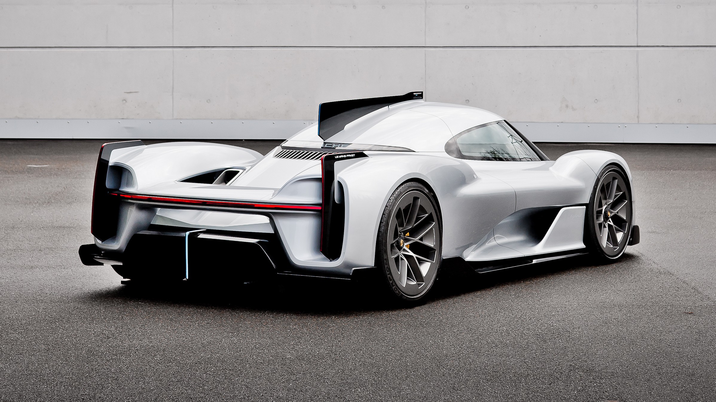 Porsche 919 Street