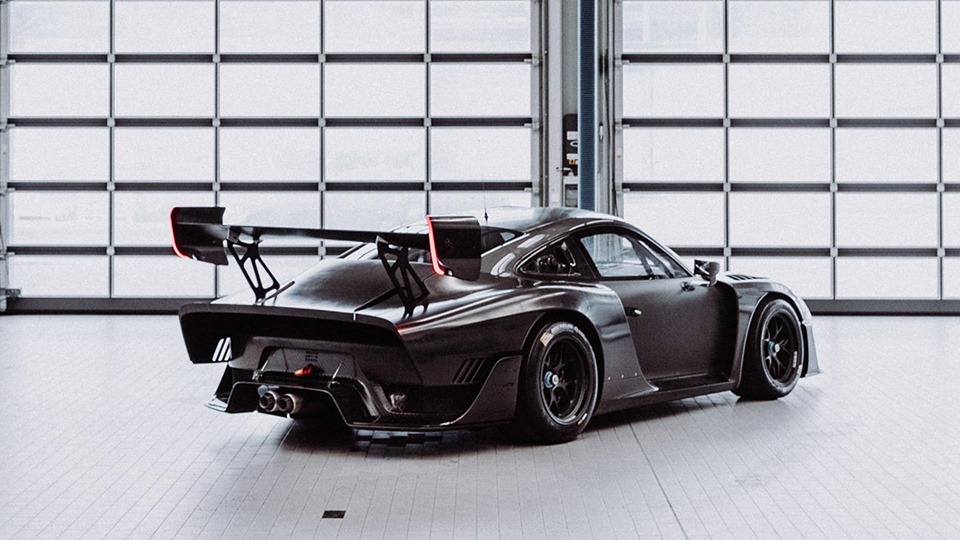 Porsche 935 carbon