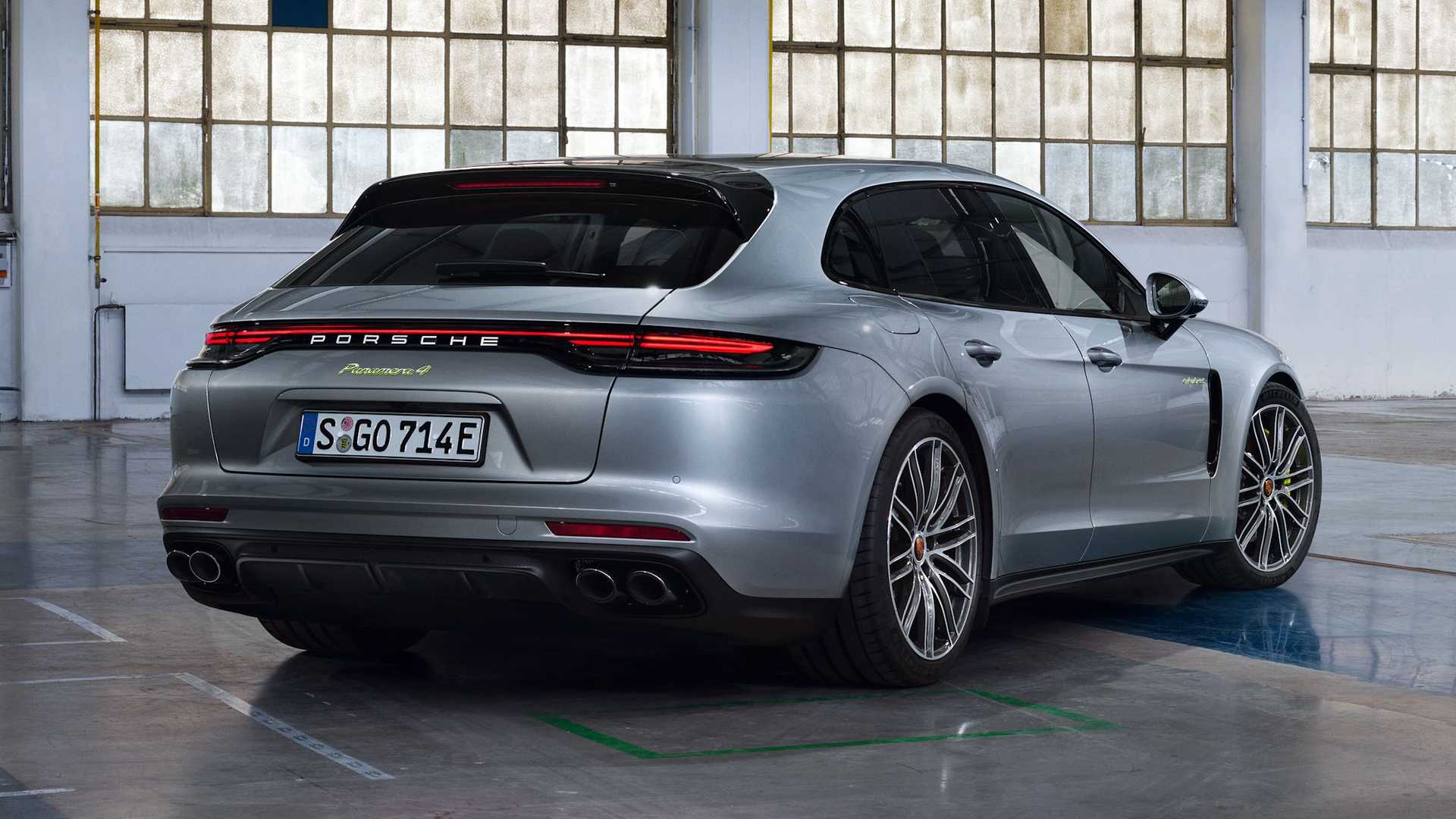 Porsche Panamera 4 E-Hybrid