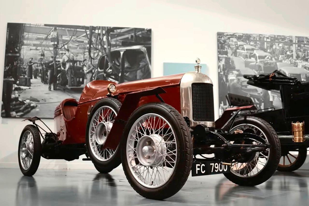 Rétromobile 2024 και τα 100 χρόνια της MG