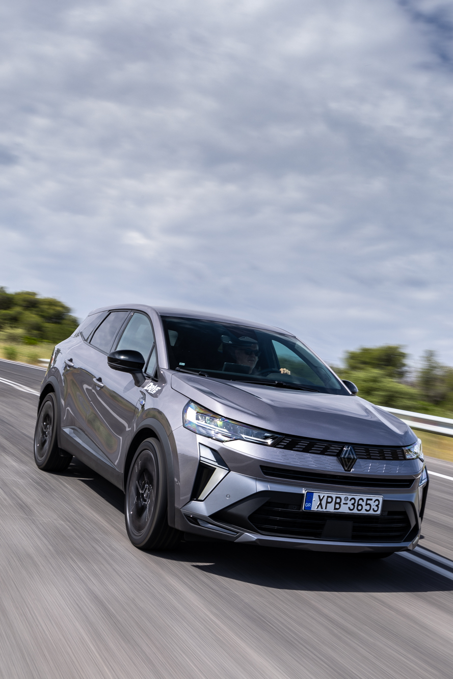 Test drive: Renault Symbioz full hybrid E-Tech 145, Photo © DRIVE Media Group/Thanassis Koutsogiannis