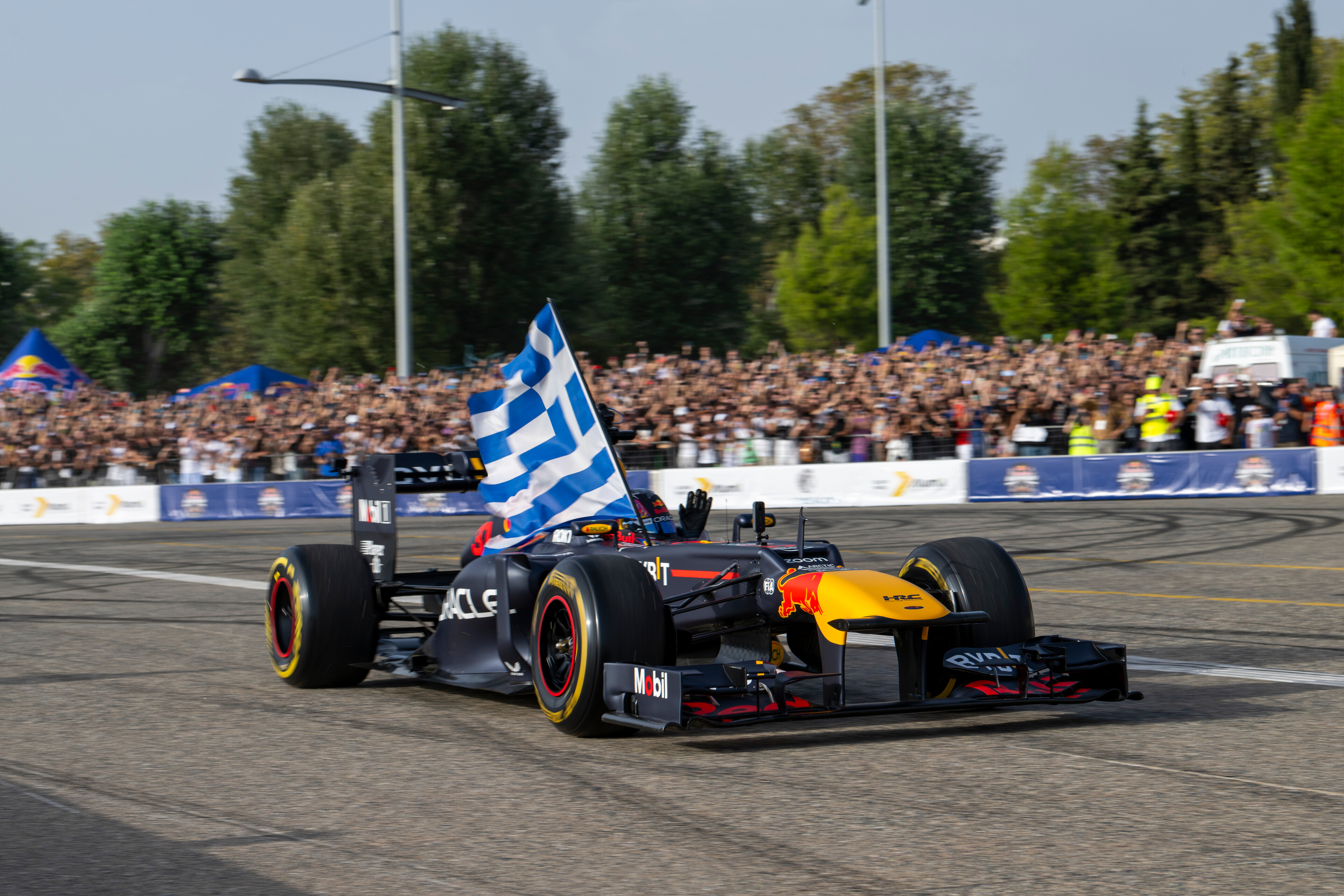 Red Bull Showrun by ALUMIL 2025