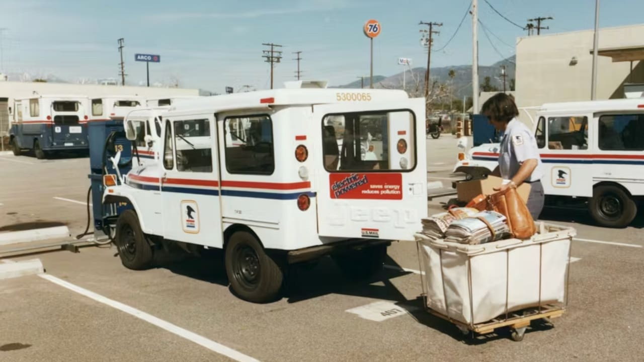 Jeep DJ-5E Electruck