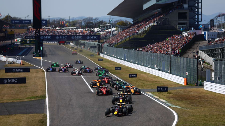 Max Verstappen wins Suzuka GP