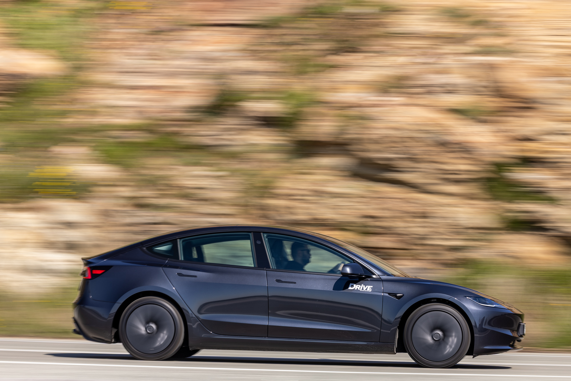 Test drive: Tesla Model 3 RWD © DRIVE Media Group/Thanasis Koutsogiannis