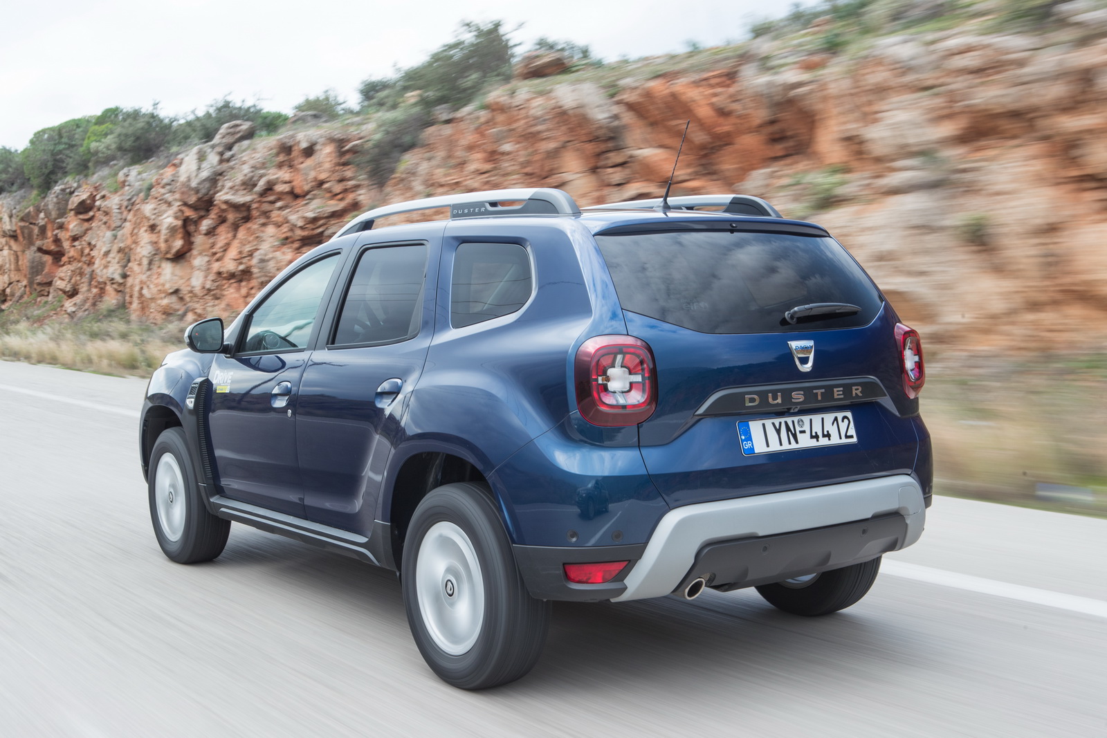 Dacia Duster Blue dCi 4x4 rear