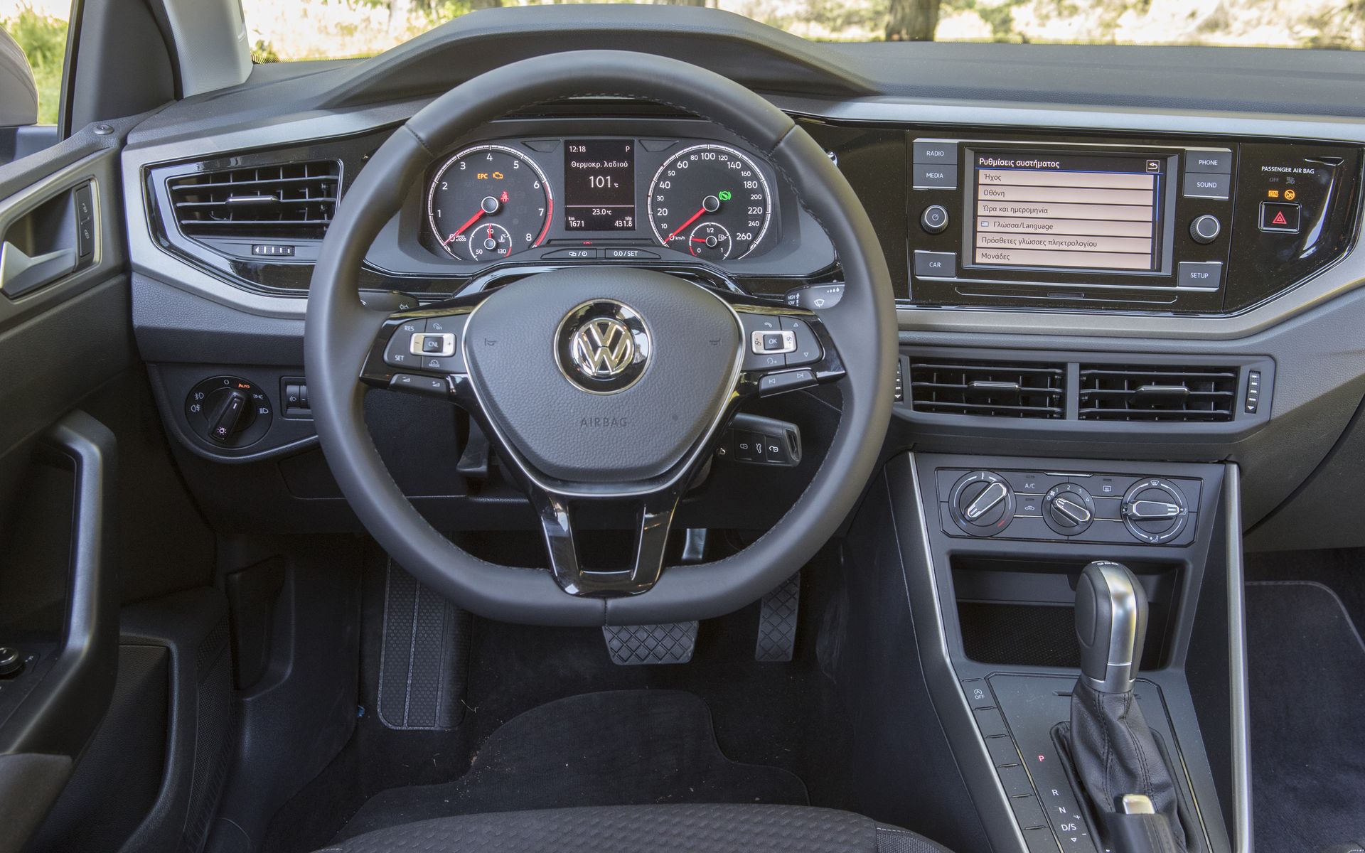 Volkswagen Polo Interior