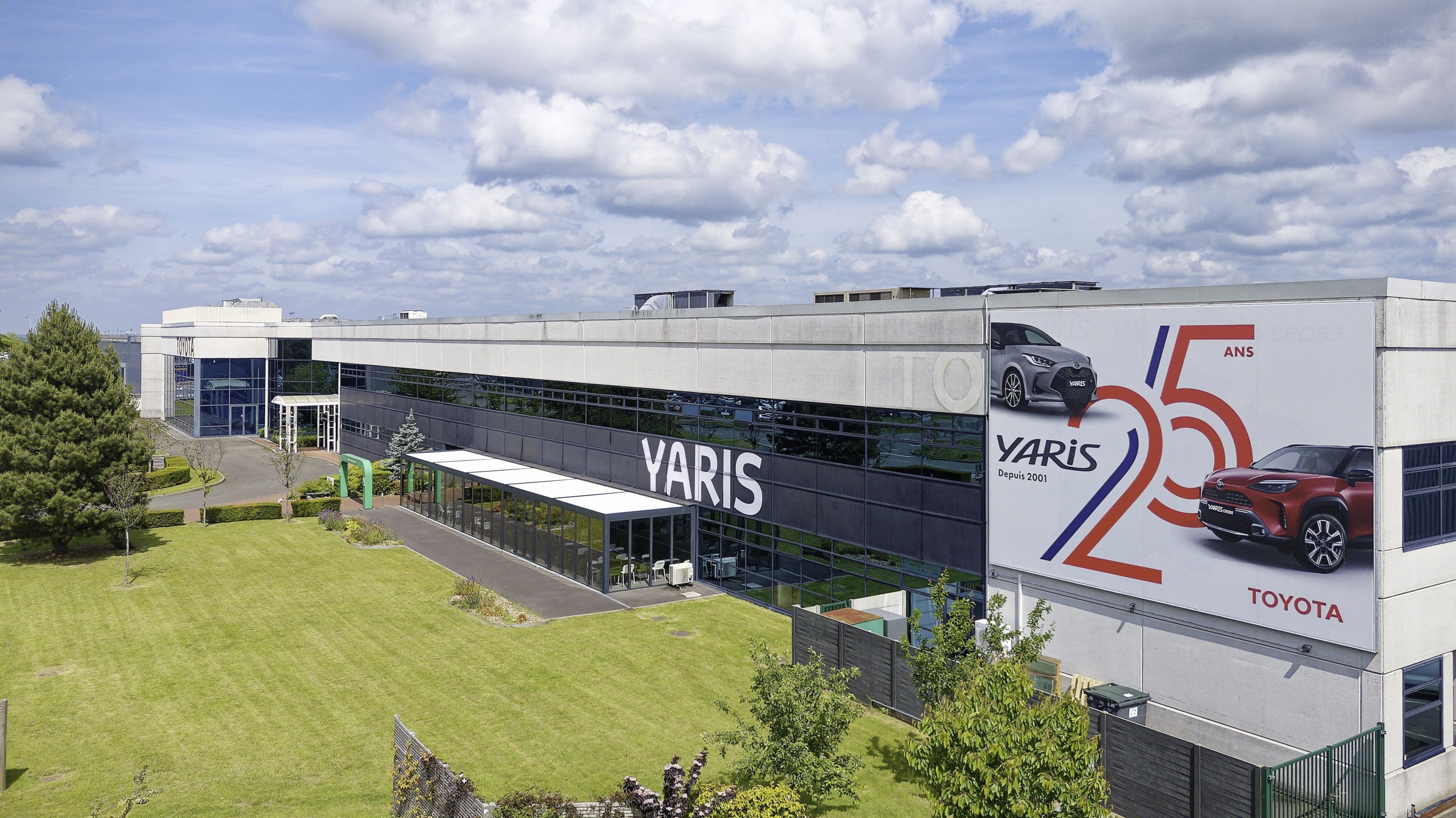 Toyota Yaris Cross - Toyota Motor Manufactoring France @ Samuel Dhote/Toyota Motor Europe