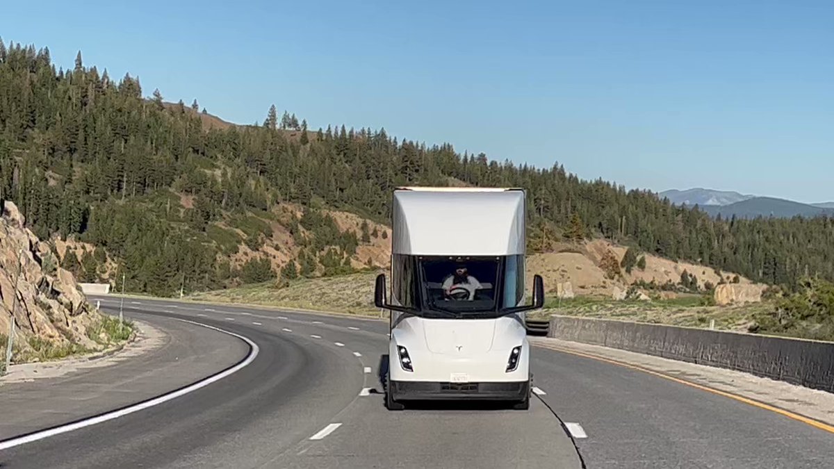 Tesla Semi