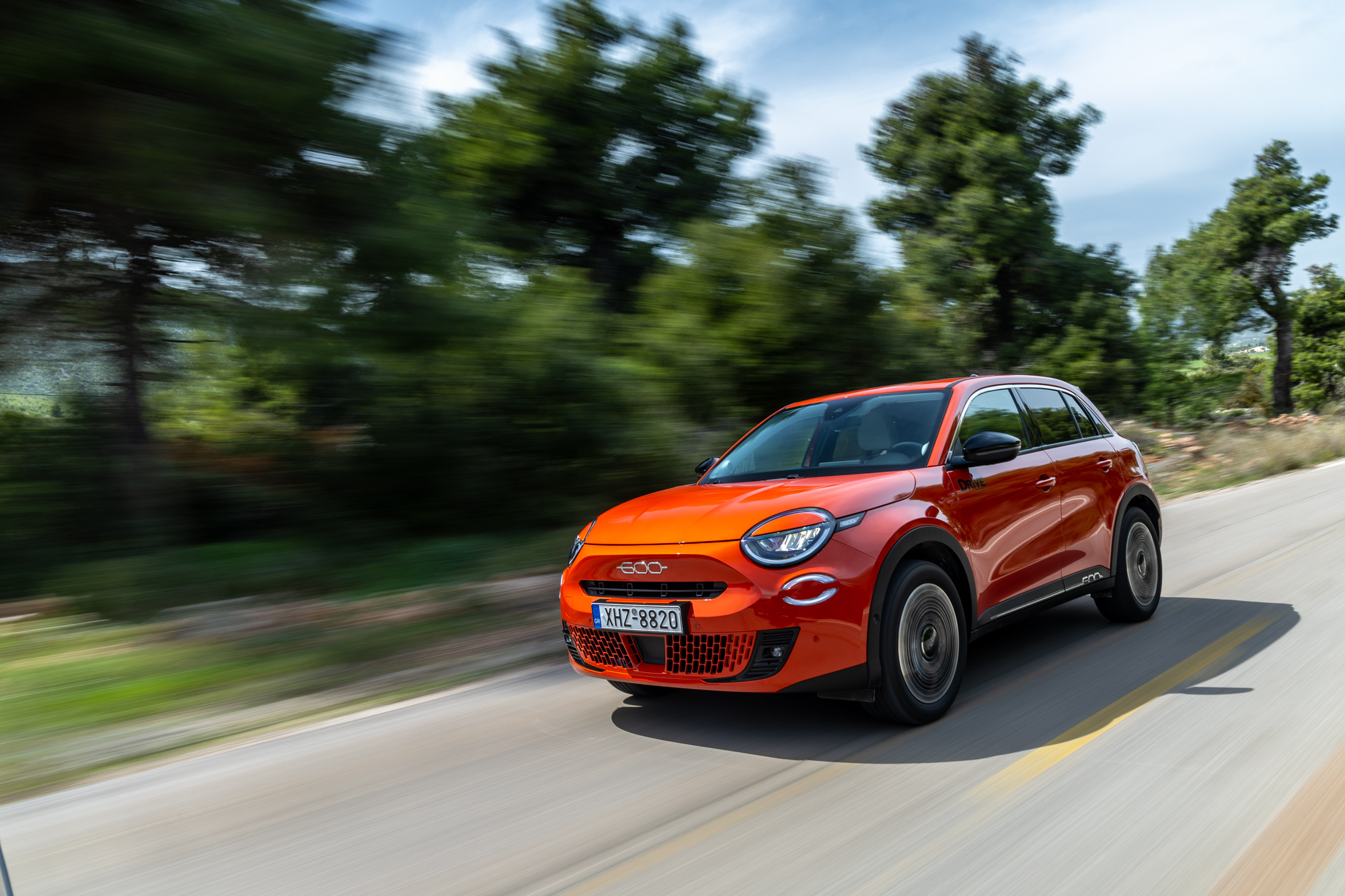 Test drive: FIAT 600 vs Volkswagen T-Cross/Photo © DRIVE Media Group/Thanasis Koutsogiannis