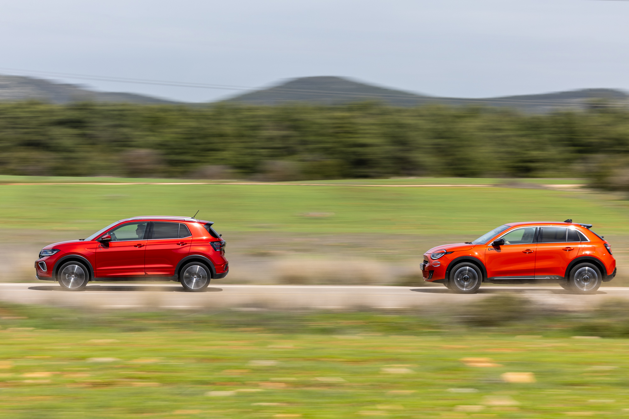 Test drive: FIAT 600 vs VW T-Cross/Photo © DRIVE Media Group/Thanassis Koutsogiannis