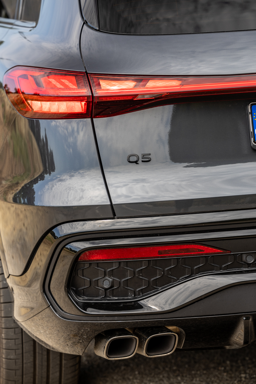 Test drive: Audi Q5 2.0 TDI Hybrid quattro, Photo © DRIVE Media Group/Thanasis Koutsogiannis