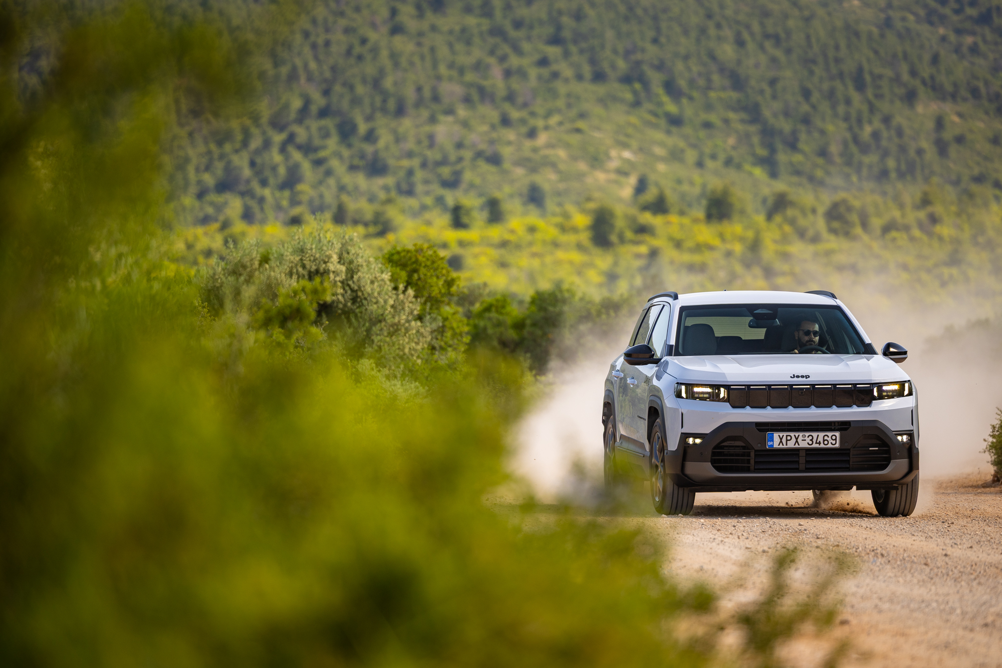 Test drive: Jeep Compass e-Hybrid, Photo © DRIVE Media Group/Thanasis Koutsogiannis