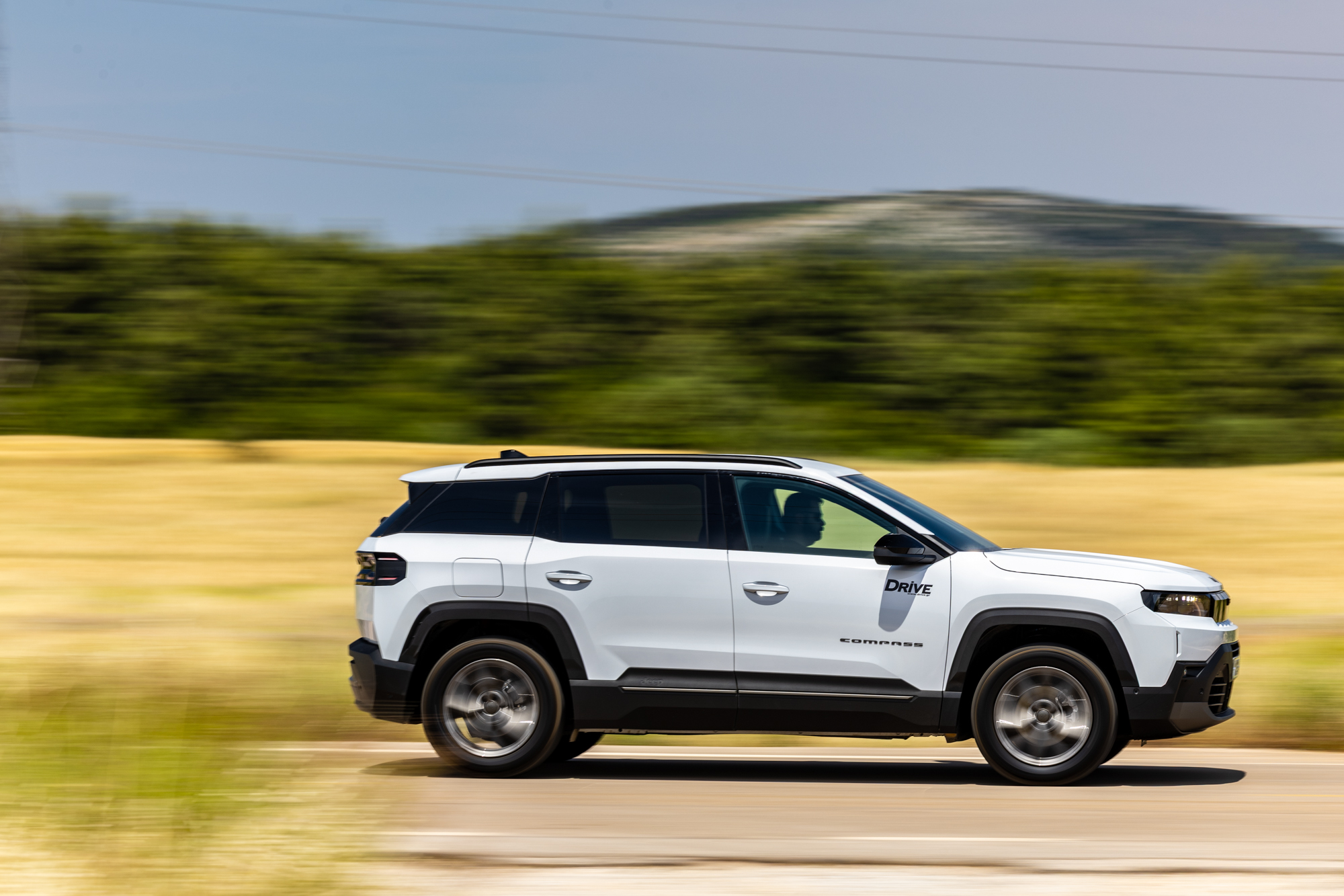 Test drive: Jeep Compass e-Hybrid, Photo © DRIVE Media Group/Thanasis Koutsogiannis
