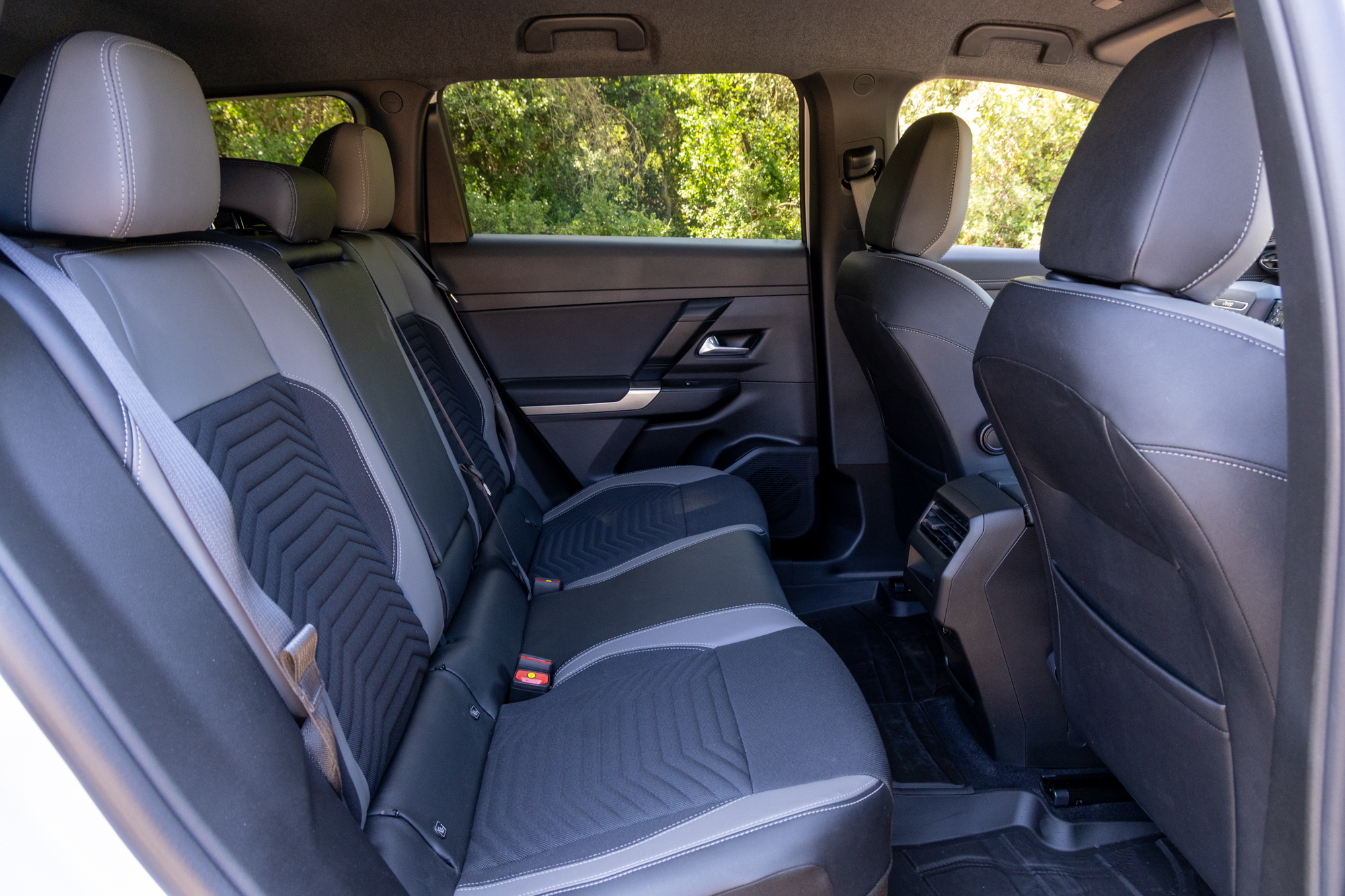 Test drive: Jeep Compass e-Hybrid, Photo © DRIVE Media Group/Thanasis Koutsogiannis