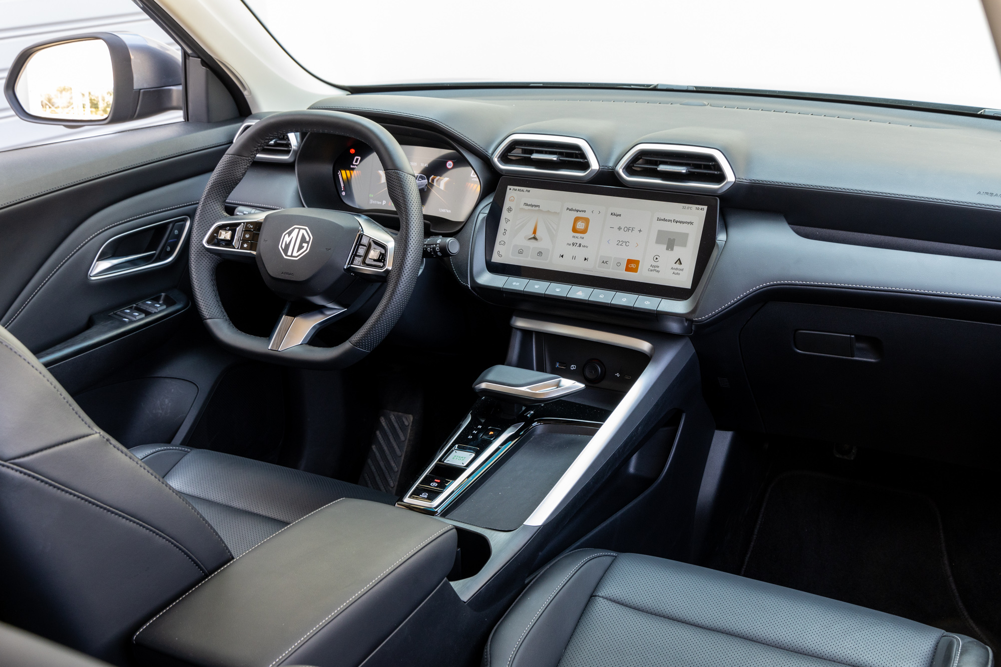 Υβριδικά B-SUV, Test drive: MG ZS Max Hybrid+ vs Renault Captur E-Tech /Photo © DRIVE Media Group/Thanasis Koutsogiannis