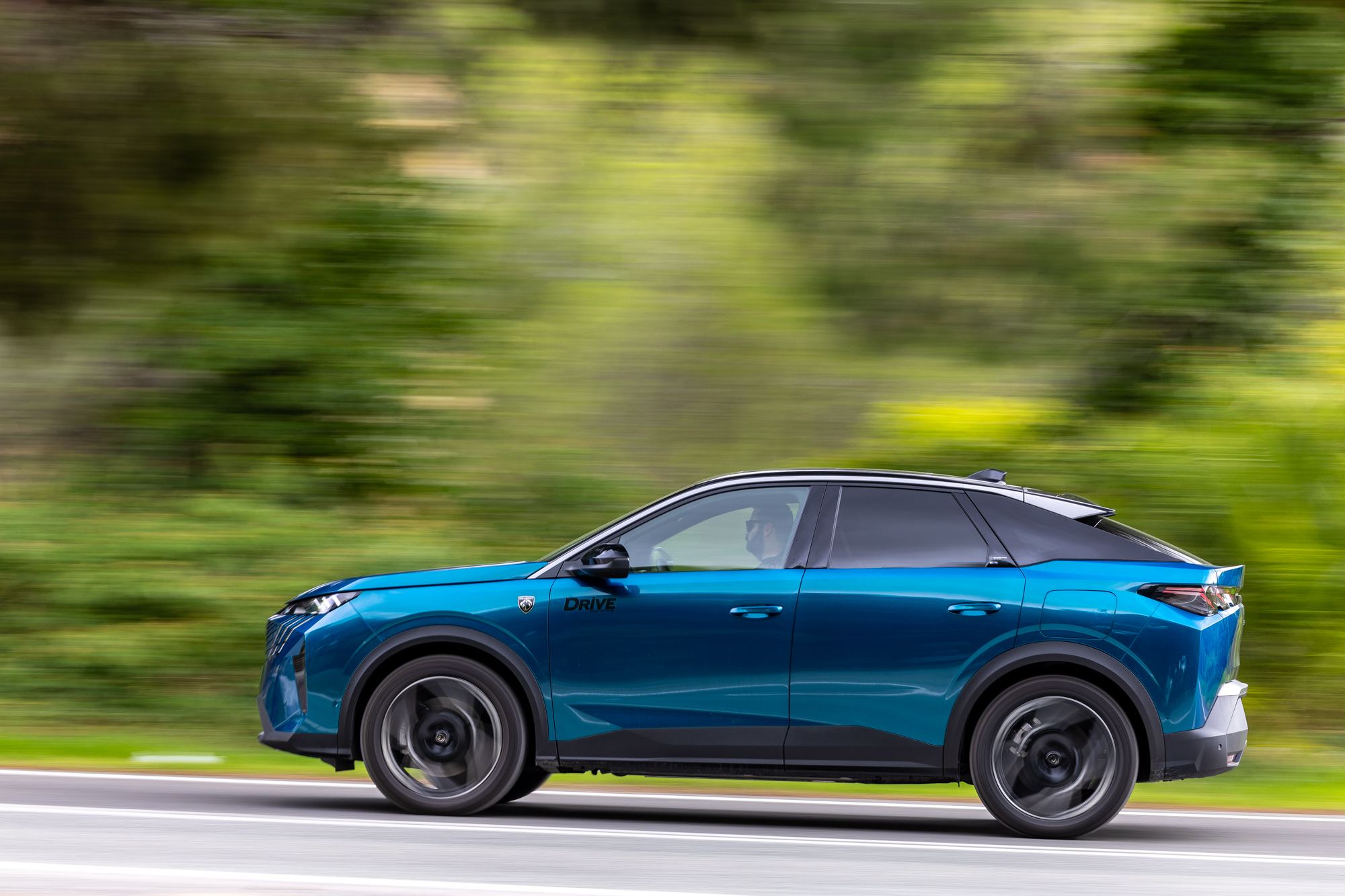 Test drive: Peugeot 3008 plug-in hybrid e-DCS7 195 PS, Photo © DRIVE Media Group/Thanasis Koutsogiannis