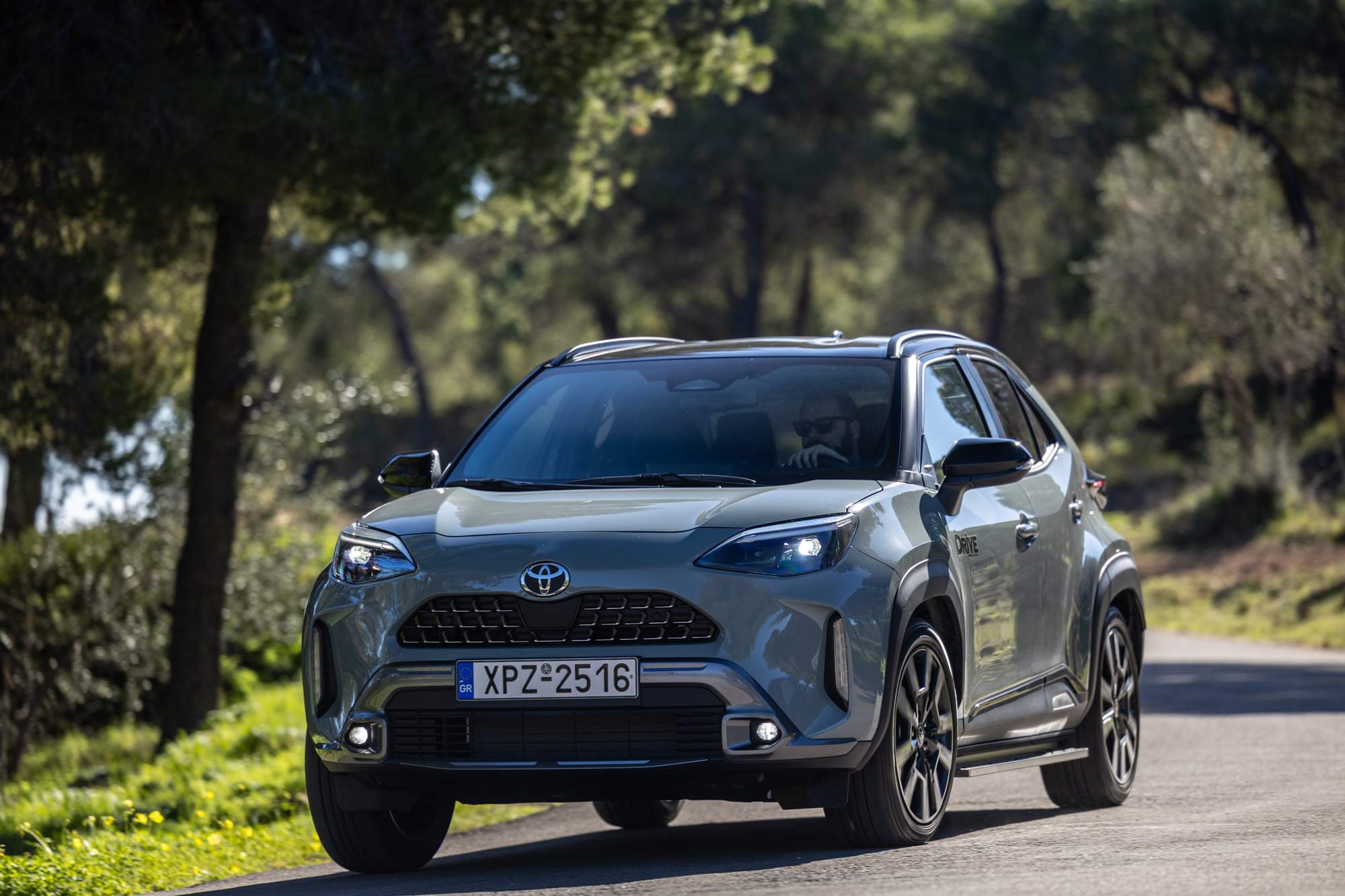 Test drive: Renault Captur full hybrid E-Tech vs Toyota Yaris Hybrid 130, Photo © DRIVE Media Group/Thanasis Koutsogiannis