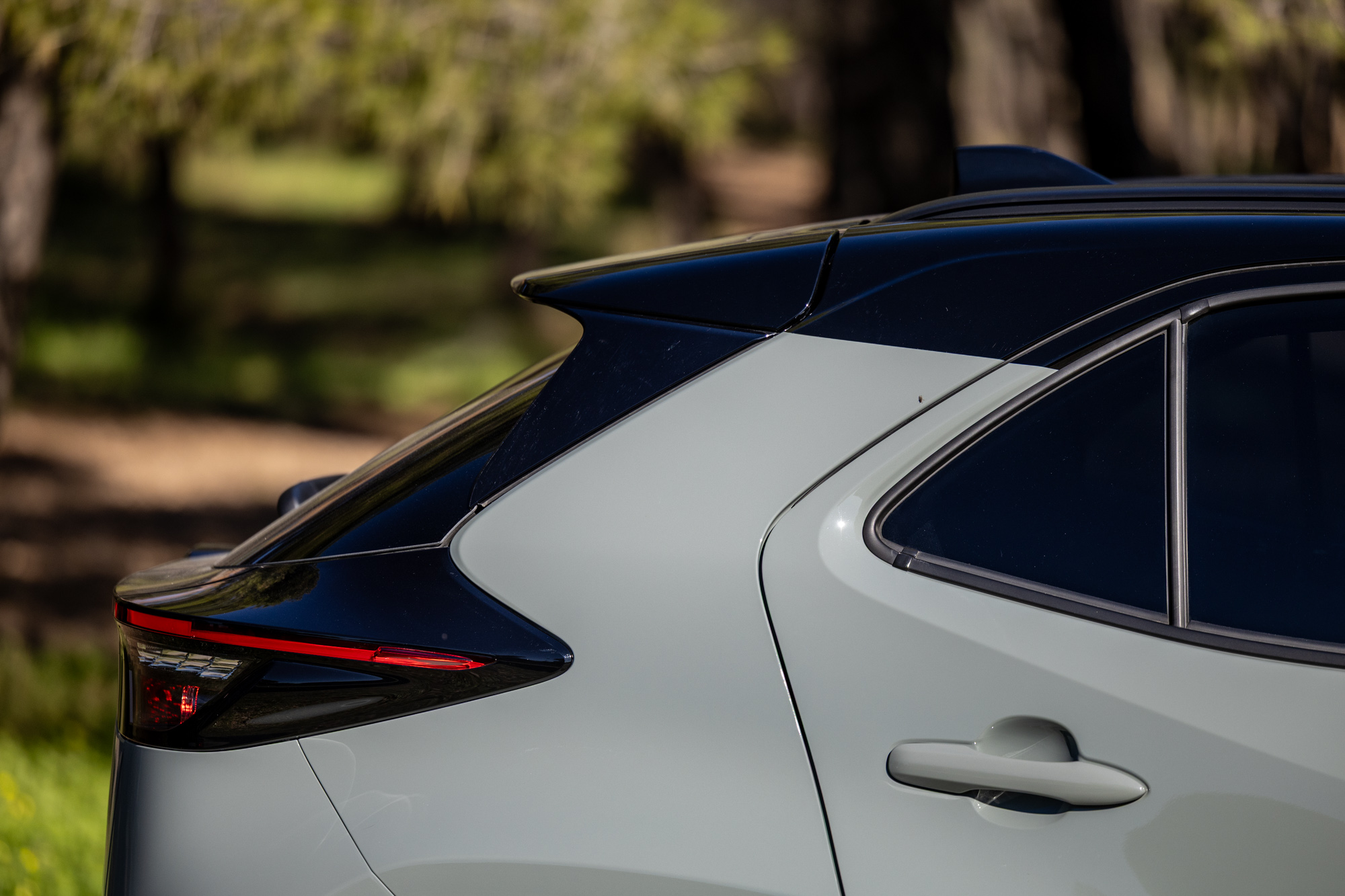 Test drive: Renault Captur full hybrid E-Tech vs Toyota Yaris Hybrid 130, Photo © DRIVE Media Group/Thanasis Koutsogiannis