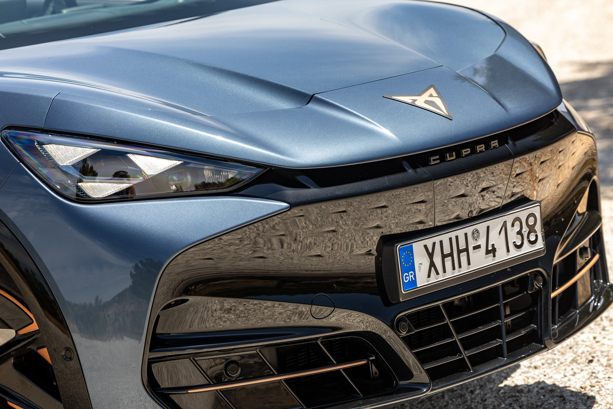 Test drive: CUPRA Tavascan VZ vs Ford Capri RWD ER/Photo © DRIVE Media Group/Thanasis Koutsogiannis