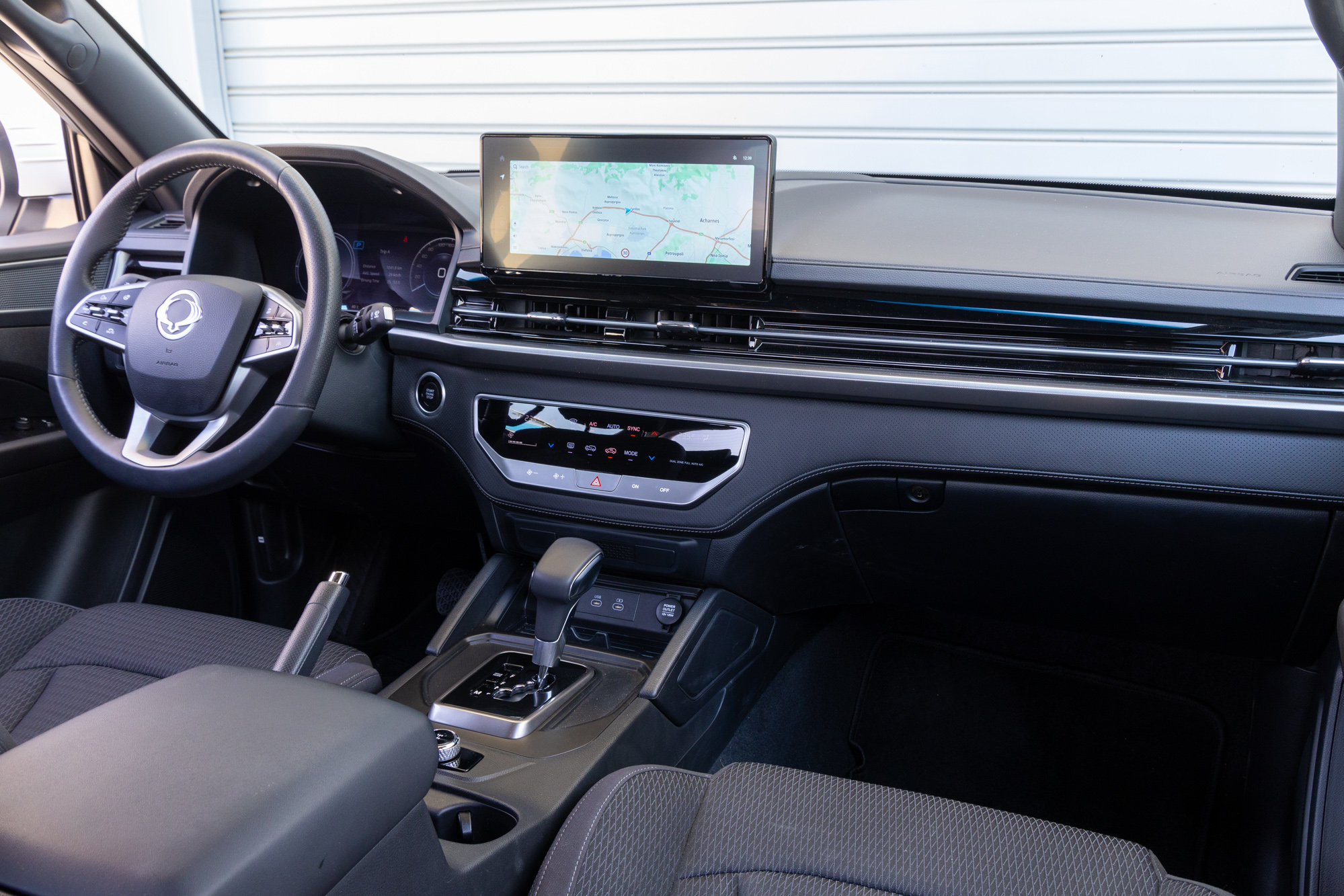 Test drive: KGM Musso Grand, Photo © DRIVE Media Group/Thanasis Koutsogiannis