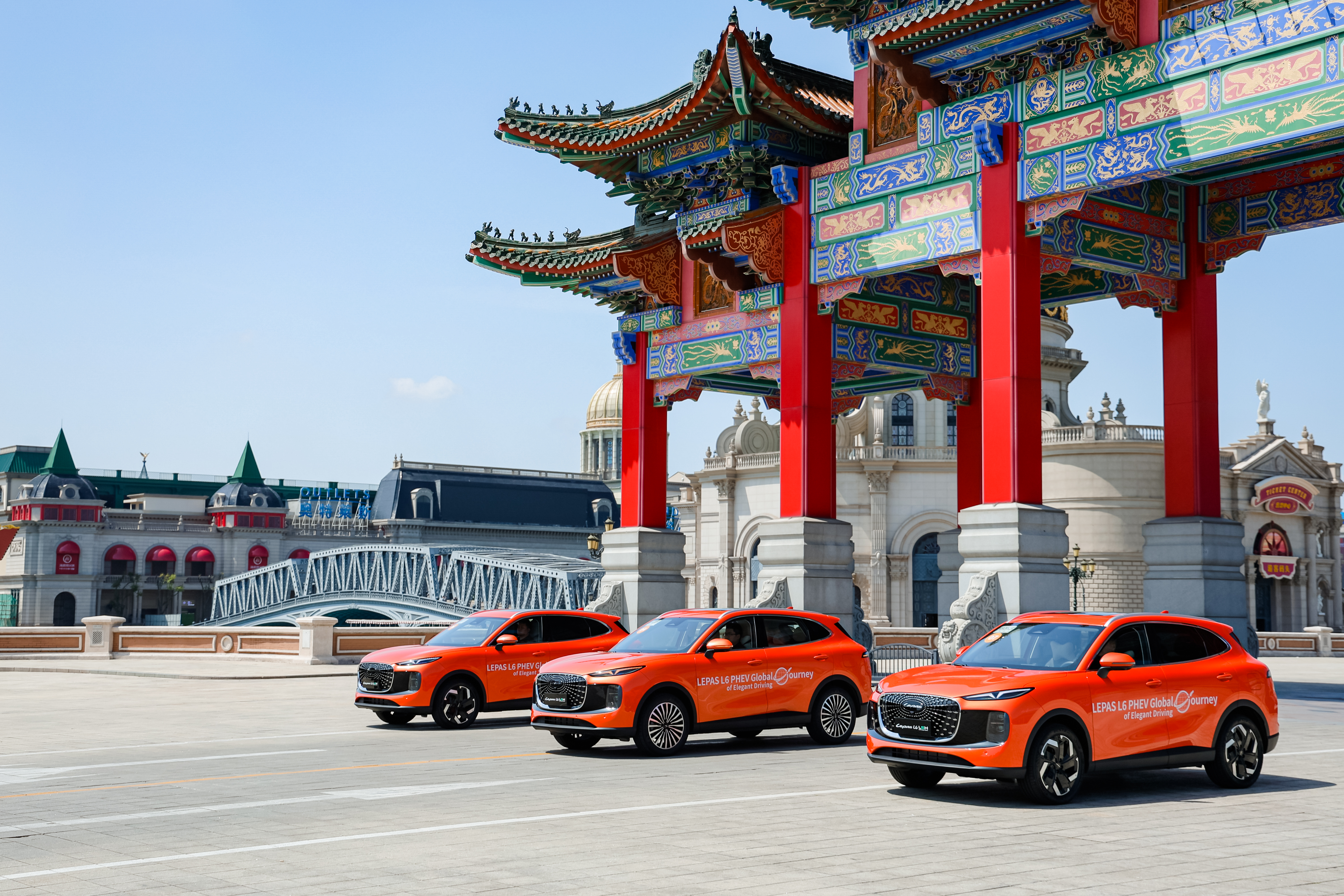 Test drive: Lepas L6 PHEV, China, Photo © Lepas International
