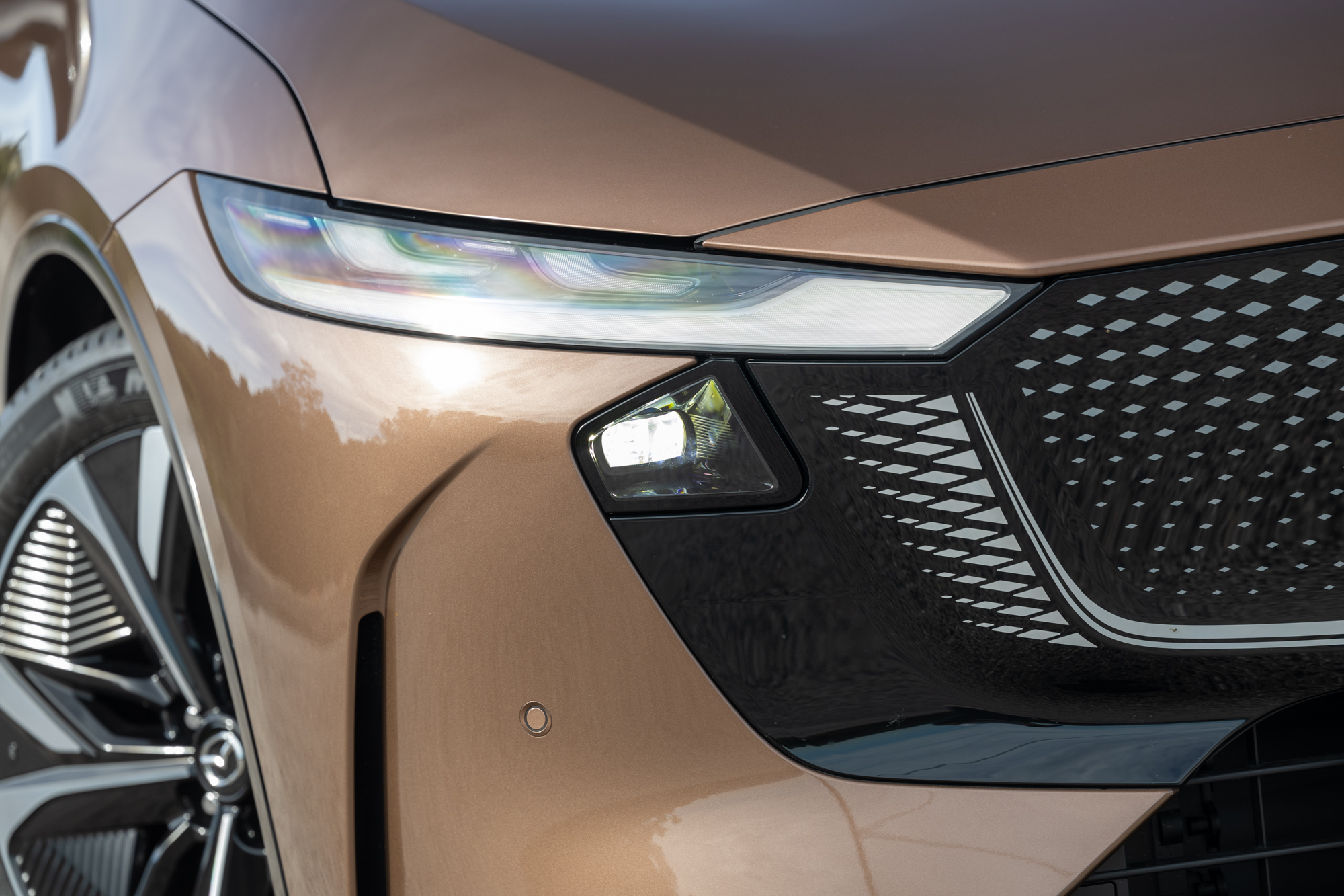 Test drive: Mazda6e Long Range, Photo © DRIVE Media Group/Thanasis Koutsogiannis