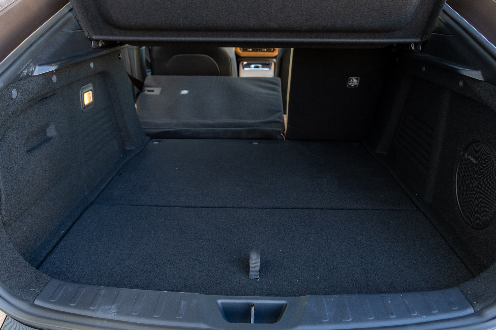 Test drive: Mazda6e Long Range, Photo © DRIVE Media Group/Thanasis Koutsogiannis