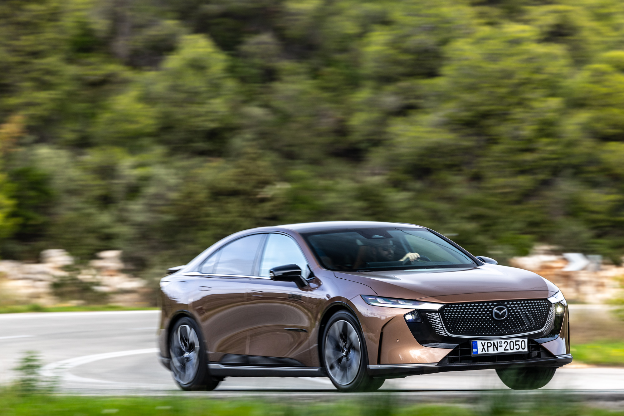 Test drive: Mazda6e Long Range, Photo © DRIVE Media Group/Thanasis Koutsogiannis