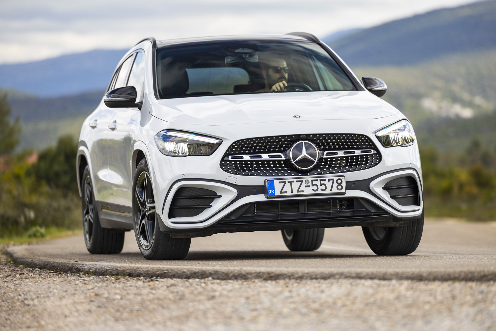Test drive: DS 4 E-Tense vs Mercedes-Benz GLA 250 e /Photo © DRIVE Media Group/Thanasis Koutsogiannis