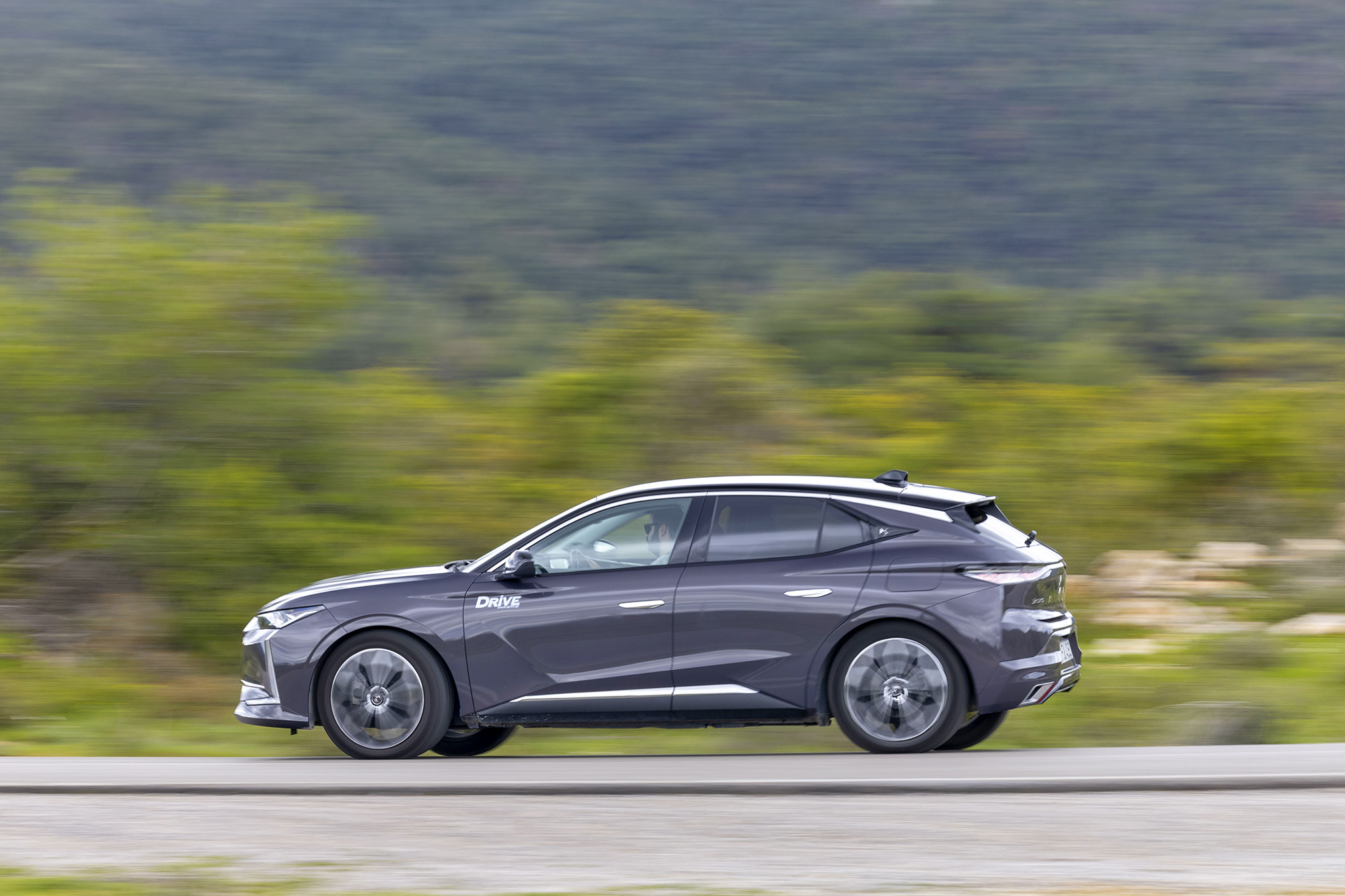 Test drive: DS 4 E-Tense vs Mercedes-Benz GLA 250 e /Photo © DRIVE Media Group/Thanasis Koutsogiannis