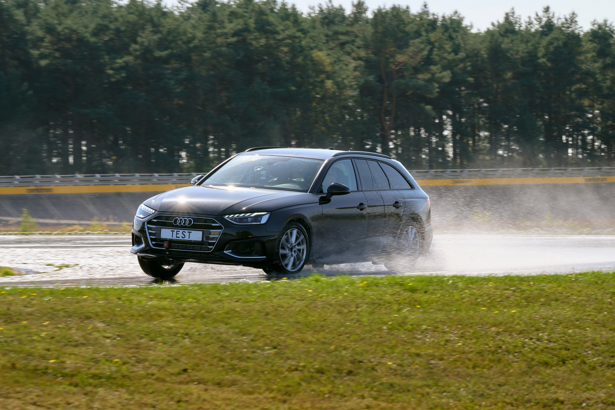 TCS: Δοκιμή 16 θερινών ελαστικών