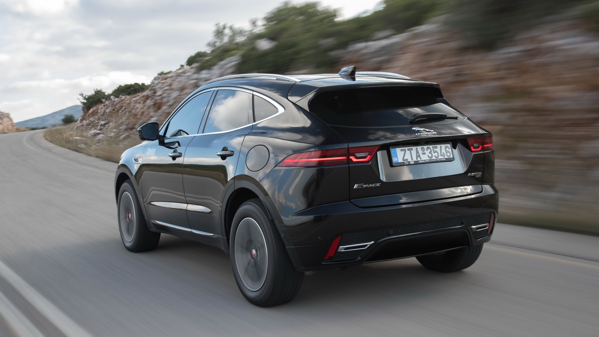 Test drive: Jaguar E-Pace P300e AWD, photo credit DRIVE Media Group/Thanassis Koutsogiannis