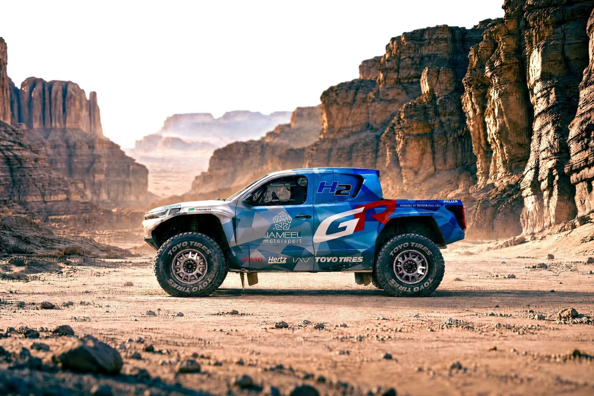 Toyota Hilux DKR GR FC