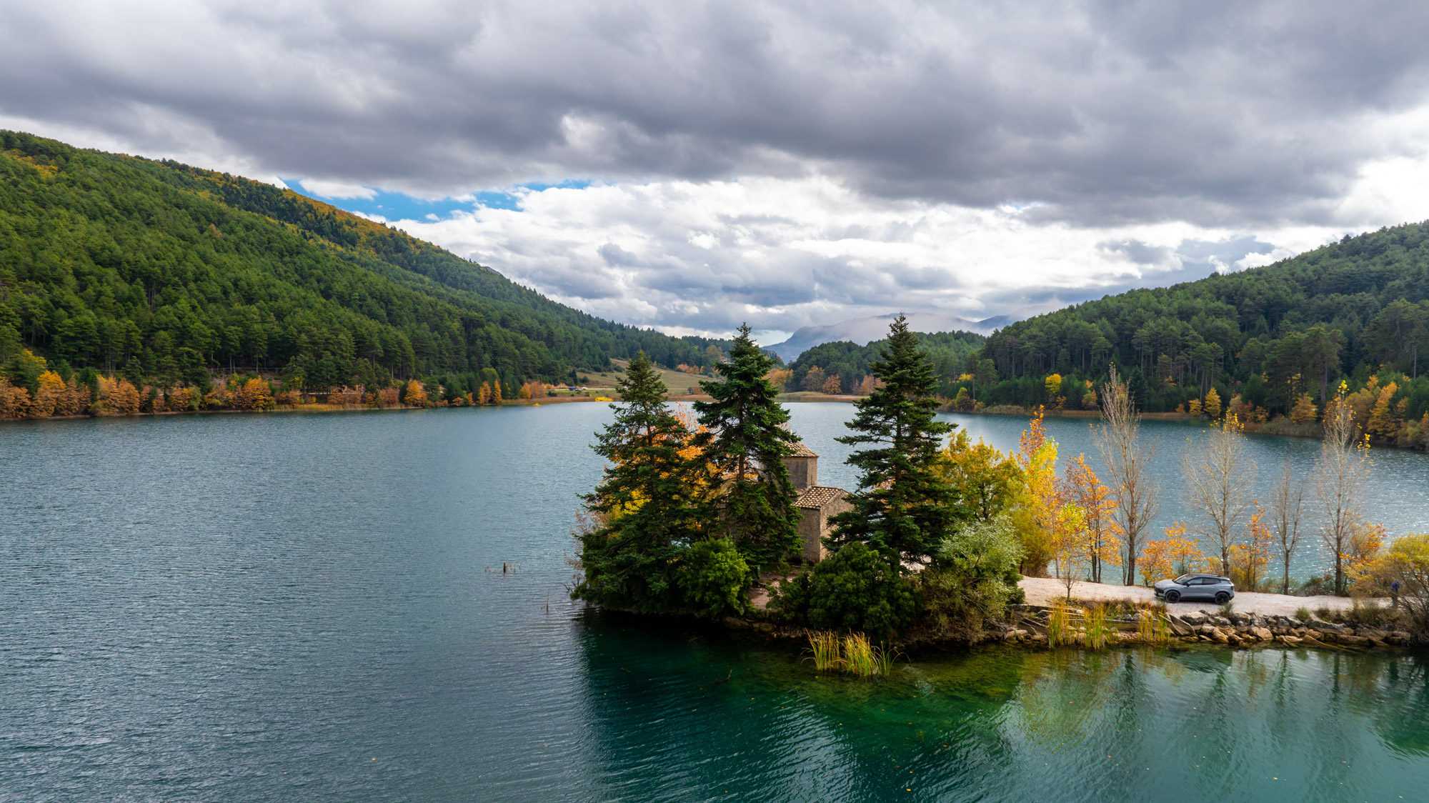 Volvo EX30 Cross Country