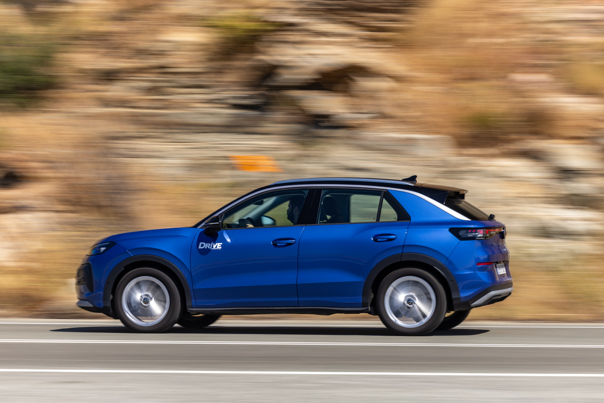 Test drive: Volkswagen T-Roc 1.5 eTSI 116 PS @ φωτογραφίες: DRIVE Media Group/Θανάσης Κουτσογιάννης
