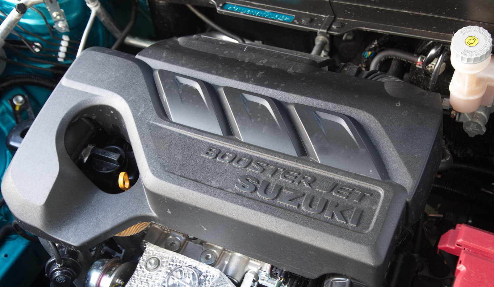 Suzuki Vitara 1.0 AllGrip_engine