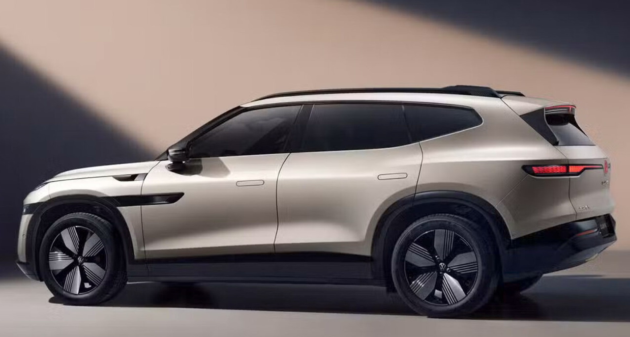 Volkswagen ID.UNYX 08