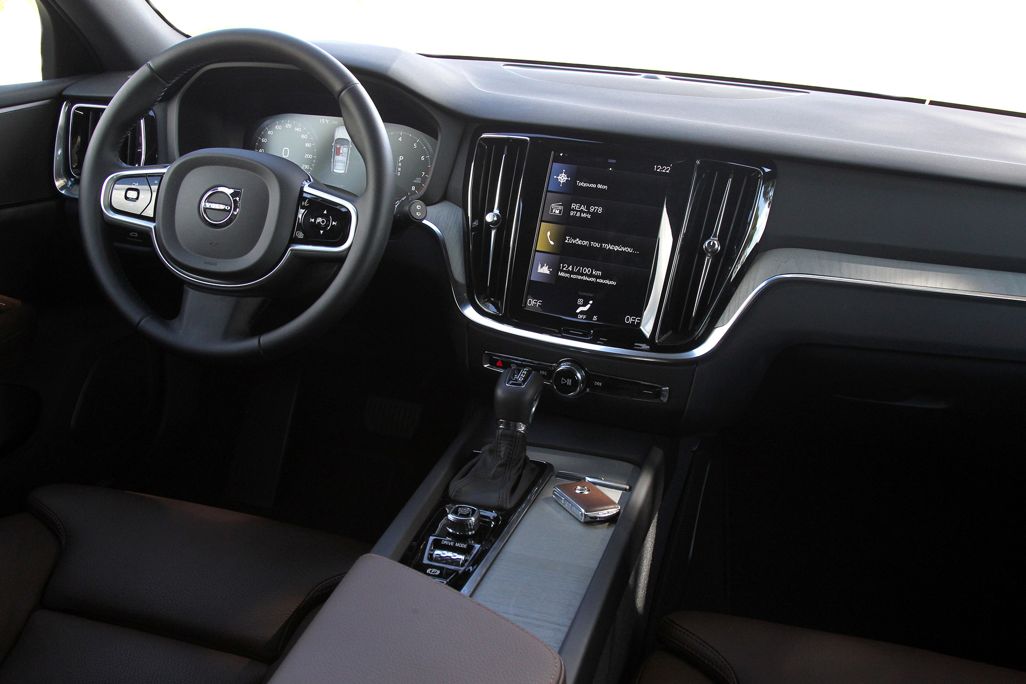 Volvo V60 T6 interior