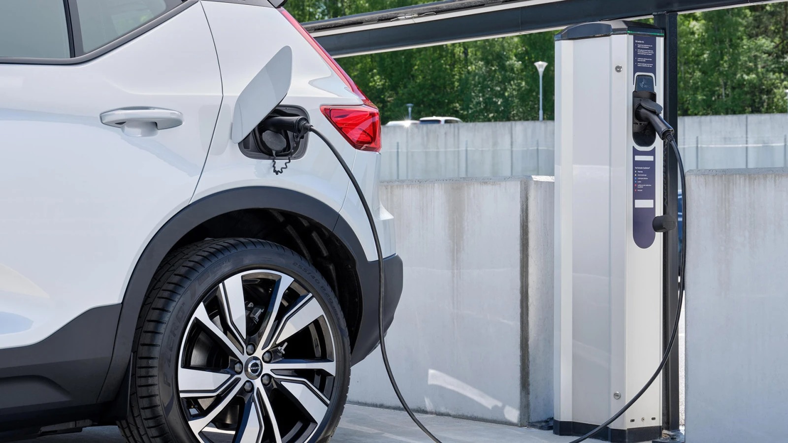 Volvo Charging