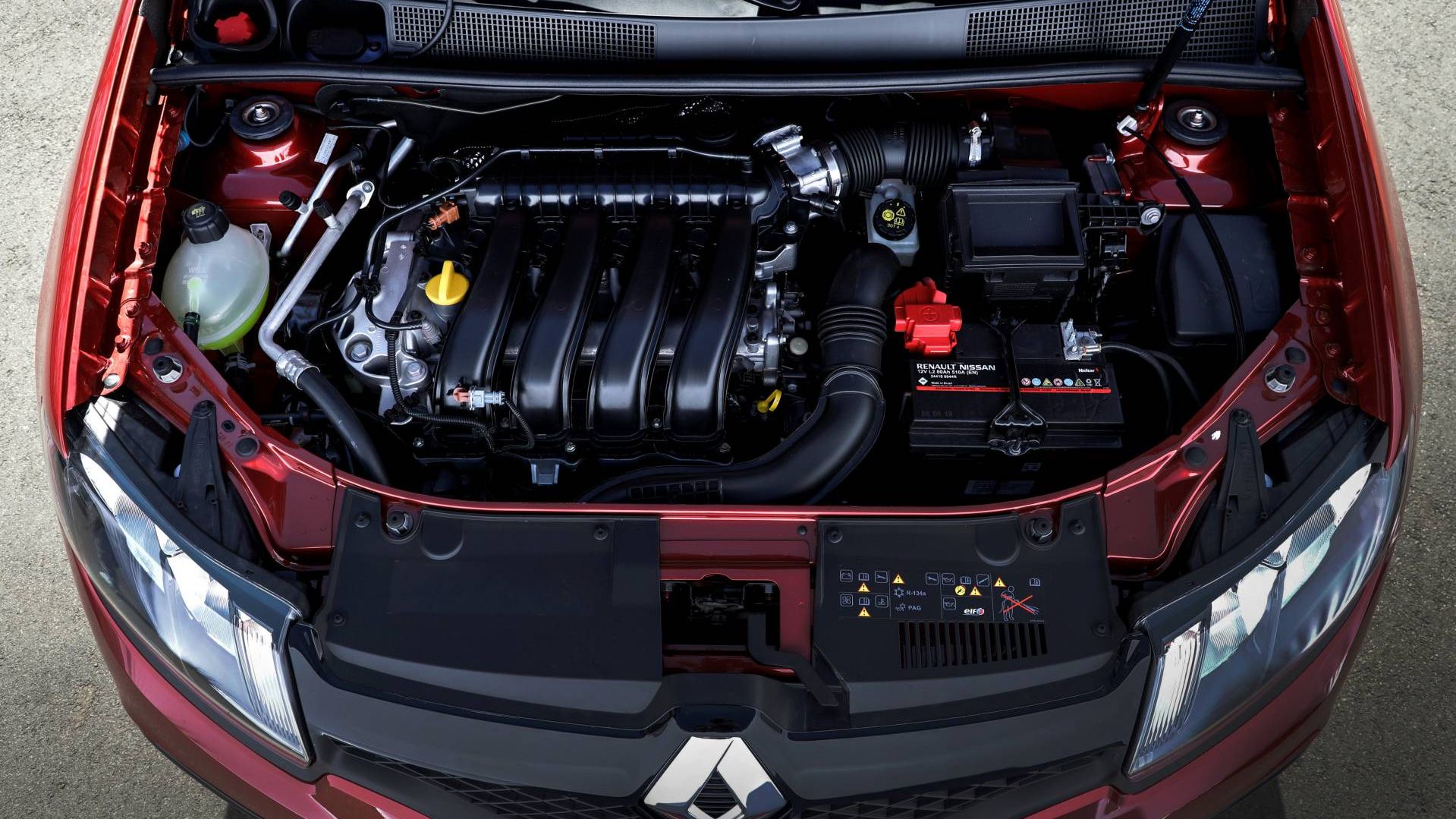 Renault Sandero R.S. Engine Bay