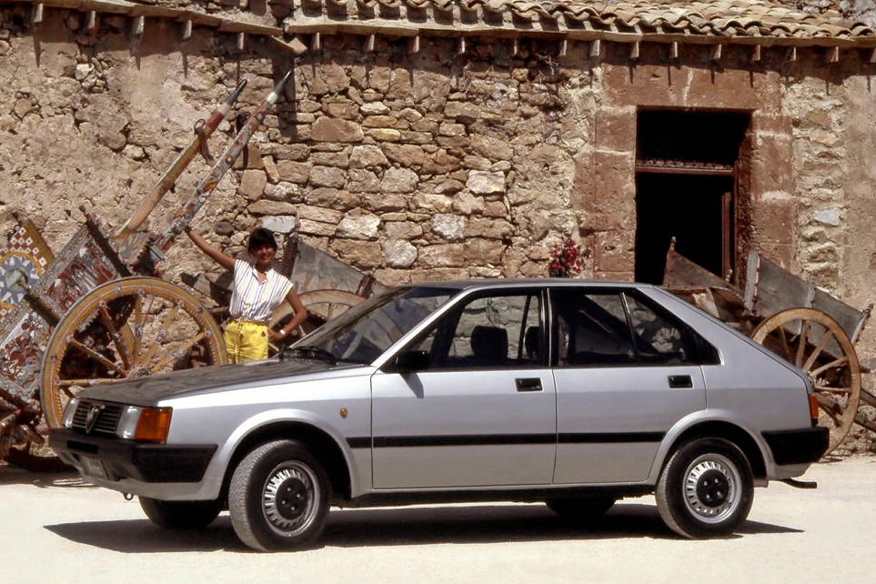 Alfa Romeo Arna 1983-1987
