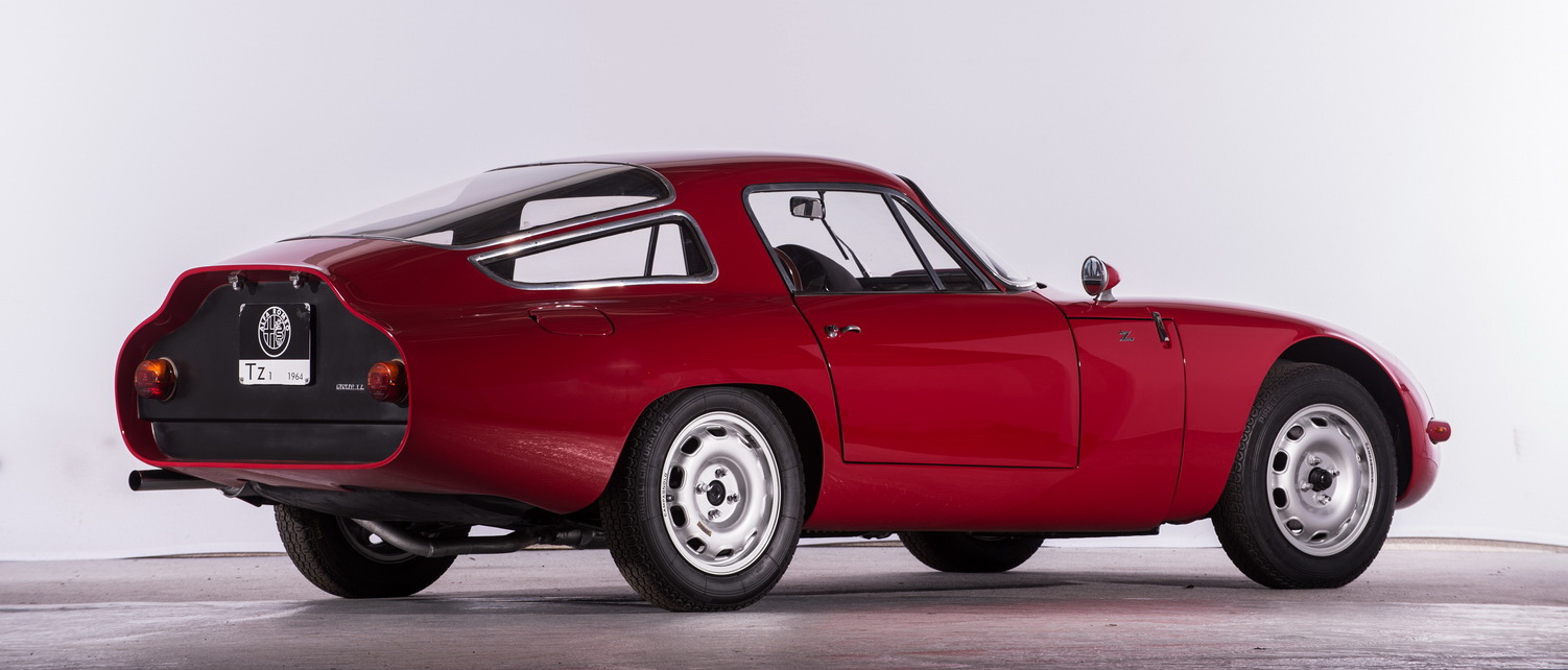 Alfa Romeo TZ1 rear 34