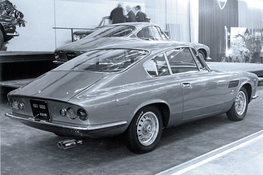 ASA 1000 GT: 1964-1966: Ορφανή από πατέρα