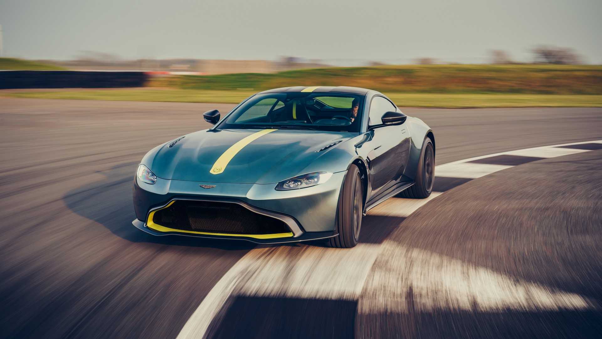 Aston Martin Vantage AMR