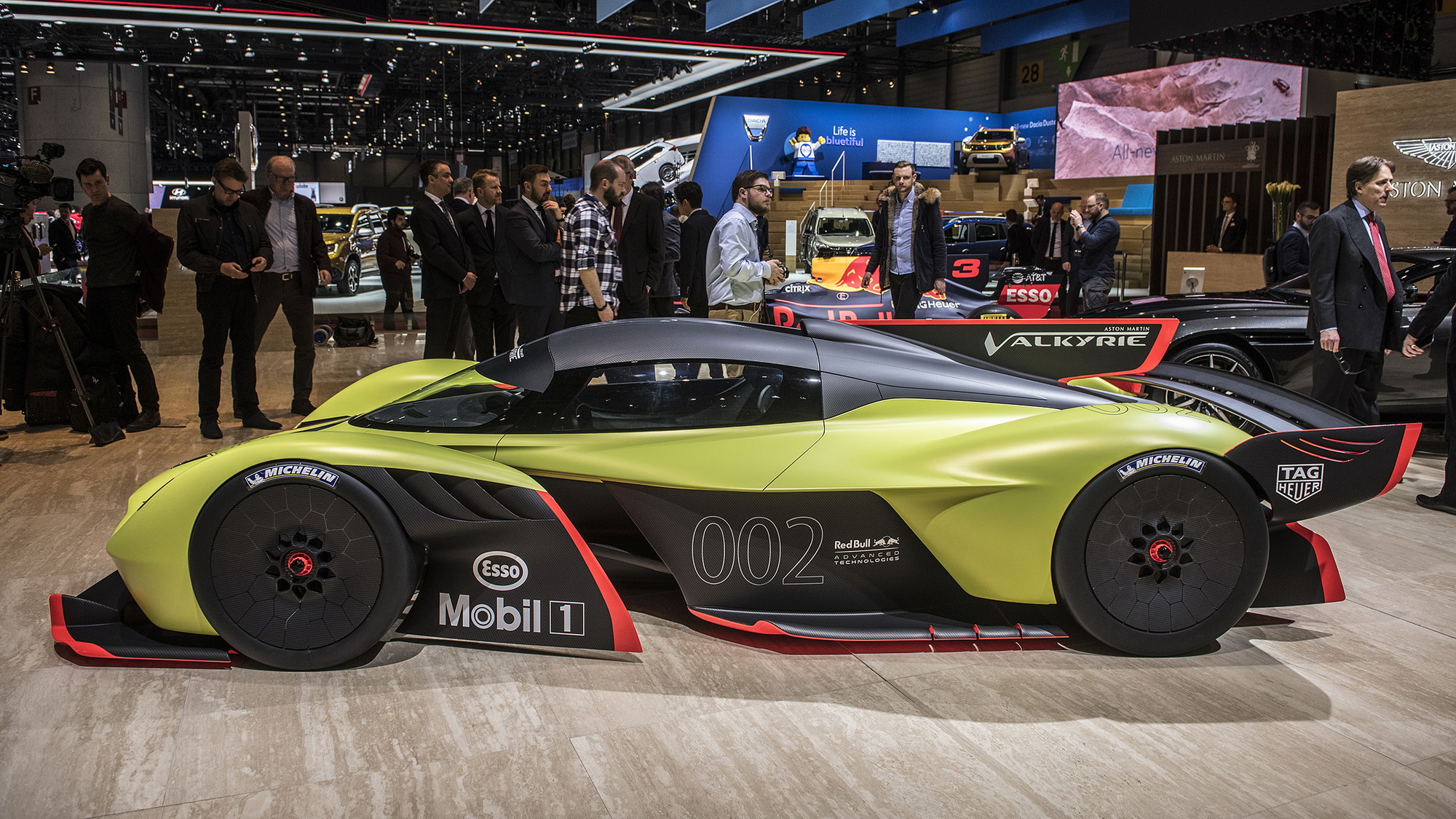 aston martin valkyrie