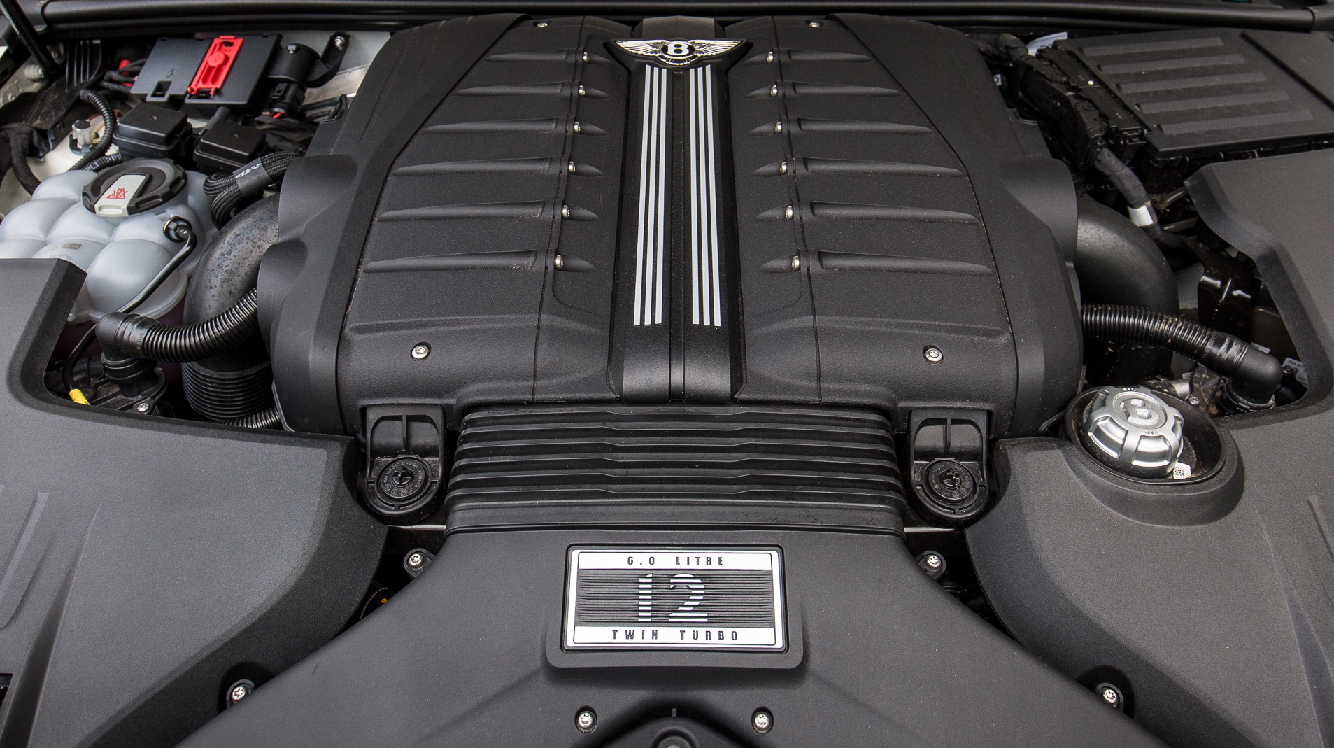 BMW M5, W12 engine