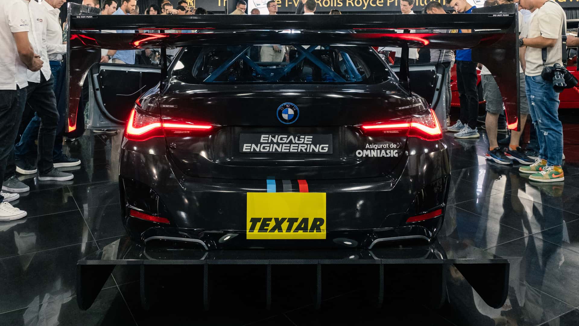 BMW i4 M50