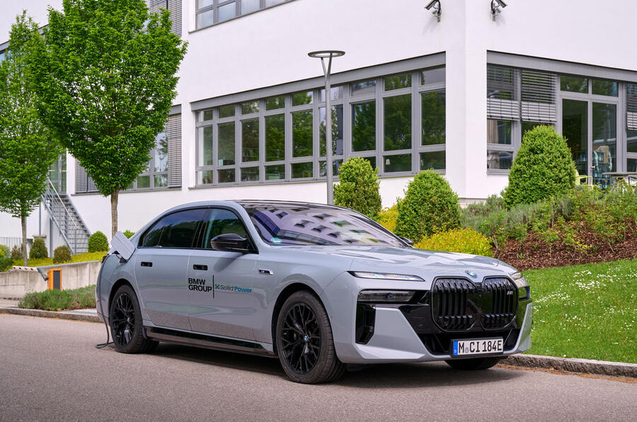 Μπαταρίες στερεάς κατάστασης, BMW i7