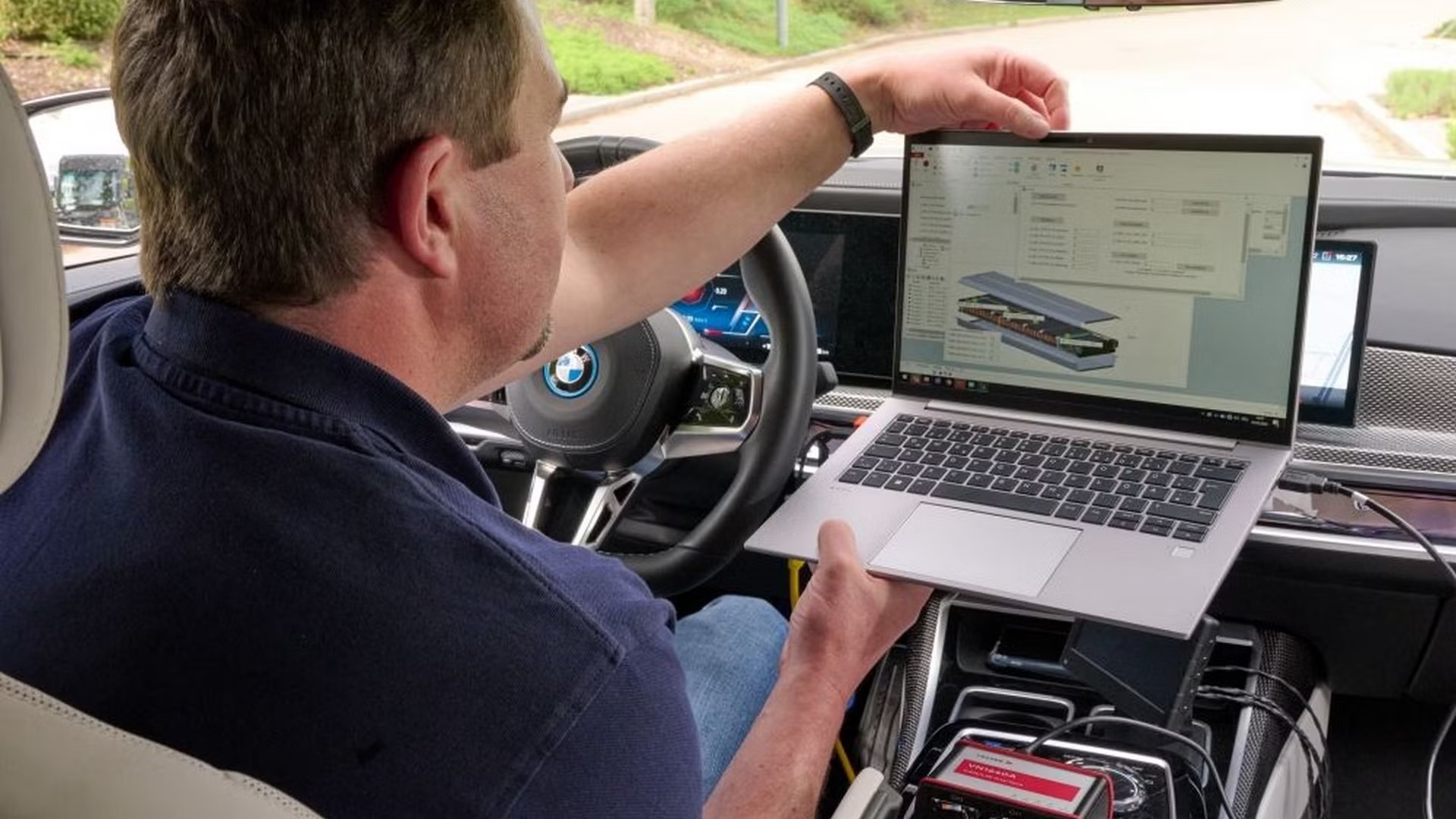 Μπαταρίες στερεάς κατάστασης, BMW i7